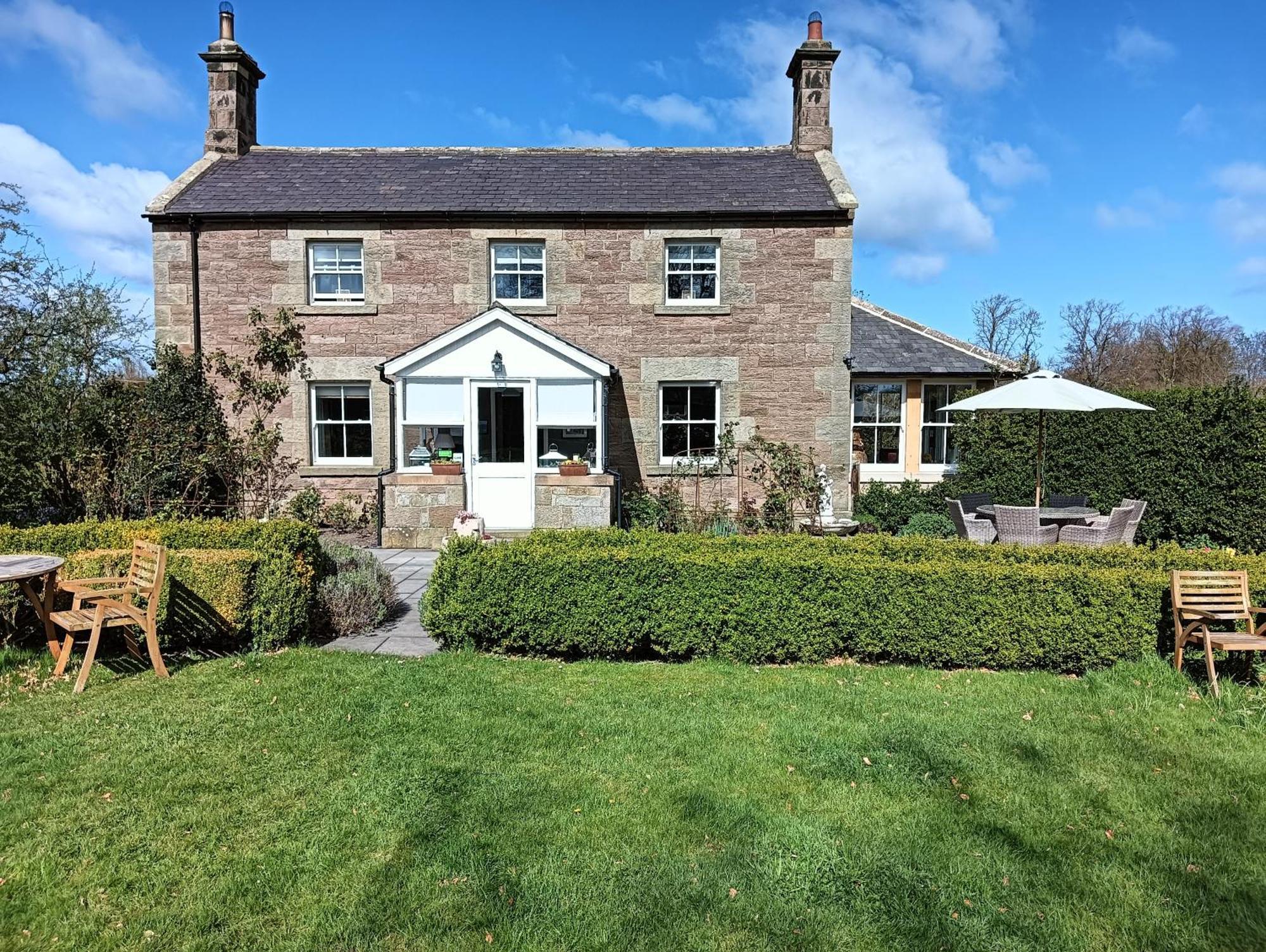Bed and Breakfast Lucker Mill House Esterno foto